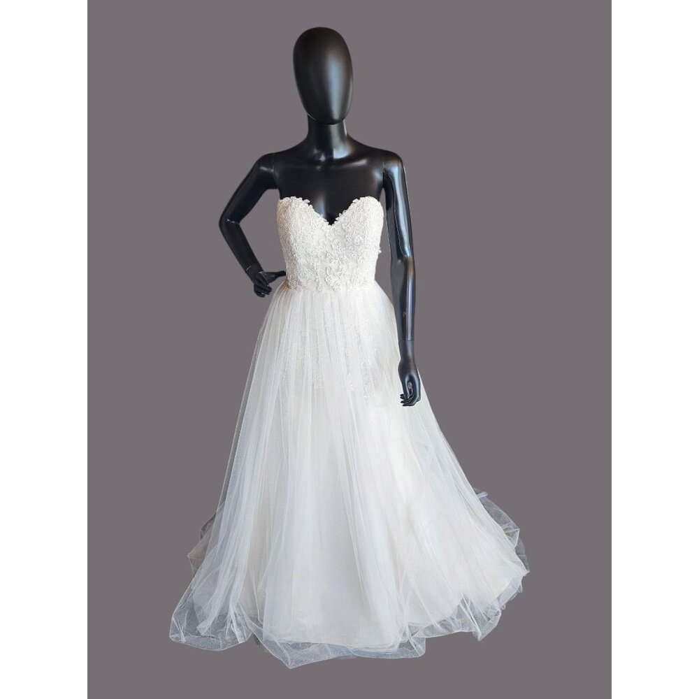 2-Tone Ivory Sweetheart Neckline A-Line Wedding Gown - Renewal